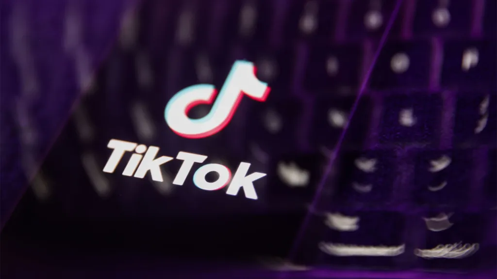 TikTok Adds Audio Messaging, Audio and Video Attachments for DMs